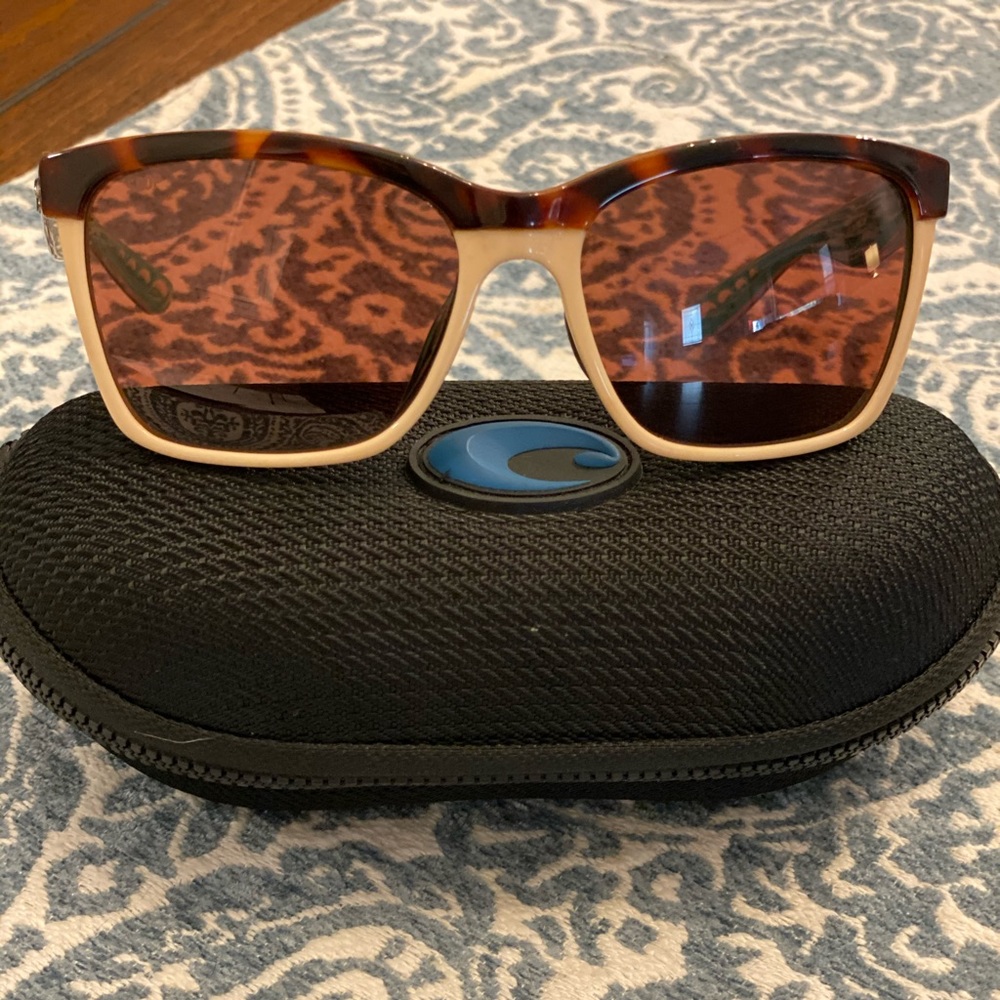 Costa women’s sunglasses